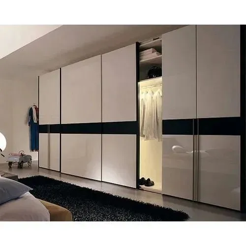 sliding-door-wardrobe-with-locker-mirror-825